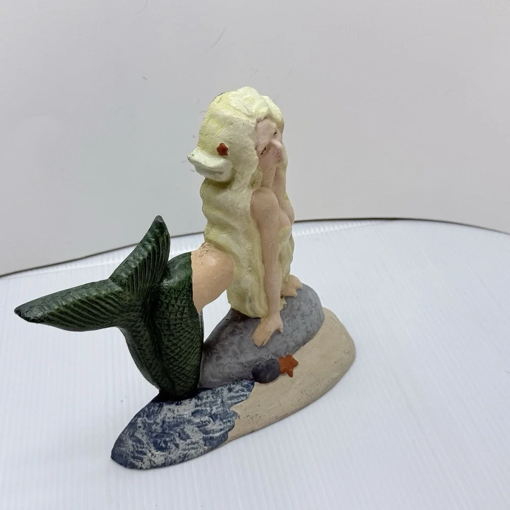 Vintage Heritage Metalcraft Cast Iron Mermaid Doorstop,  Book End Beach Decor